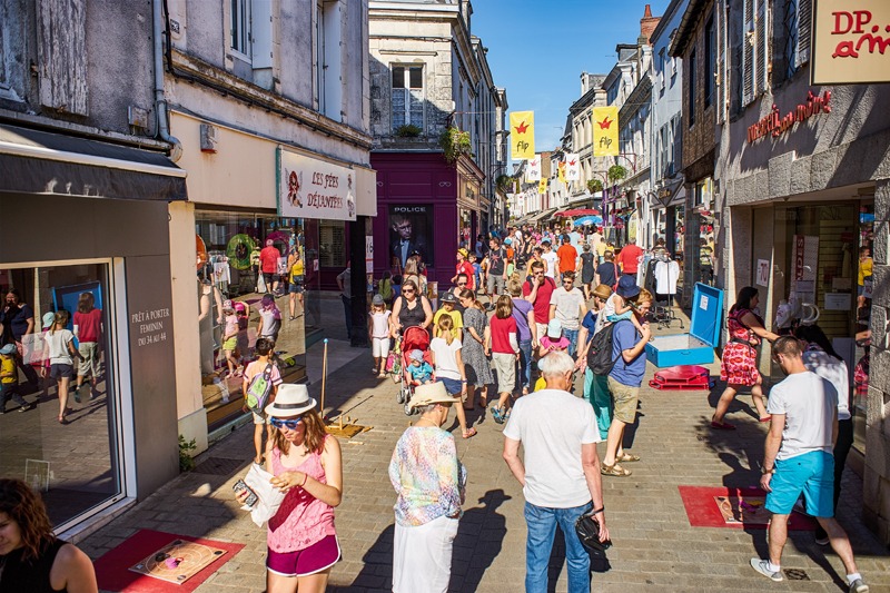 1-animation-rue-en-jeu-festivalo-flip-parthenay.jpg