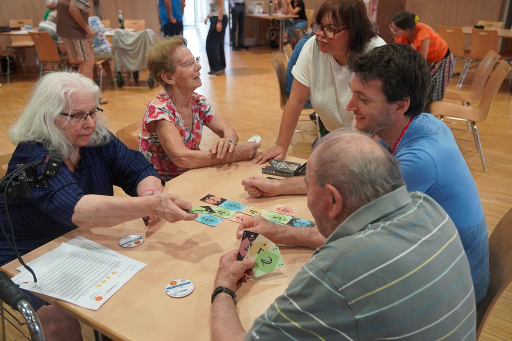Tests des jeux en pré-sélection pour le label Silver FLIP, durant le festival des Jeux de Parthenay 2026, avec les seniors des Deux-Sèvres